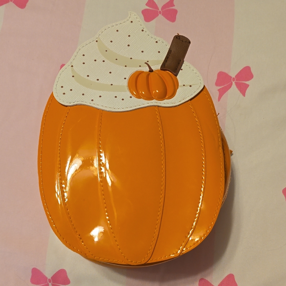 BNWT Bath And Body Works Pumpkin Latte Bag